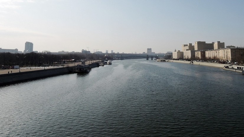 Новую зелёную зону у Москвы-реки планируют создать на части территории бывшего завода