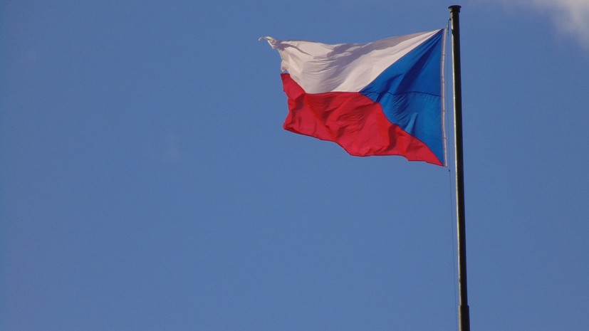 В МИД Чехии заявили о намерении страны отступить от соглашения ООН по миграции