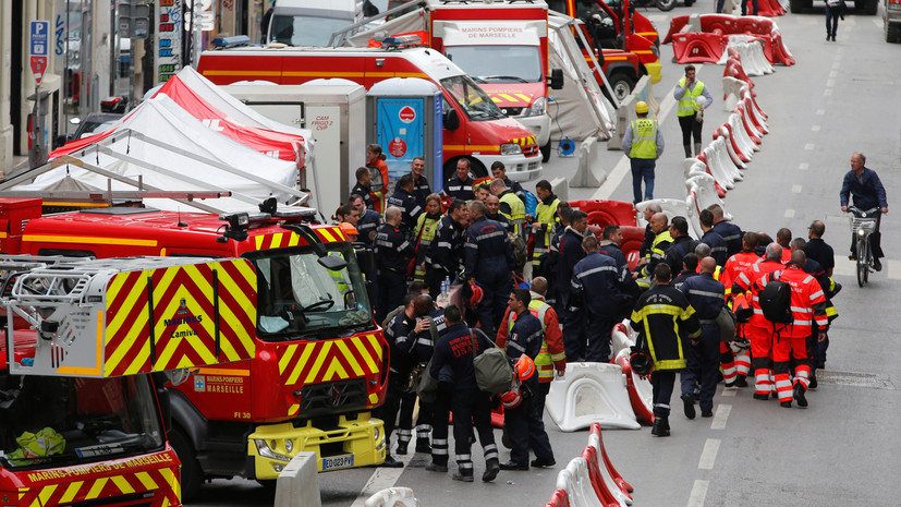 В Марселе завершили поисково-спасательные работы на месте обрушения домов