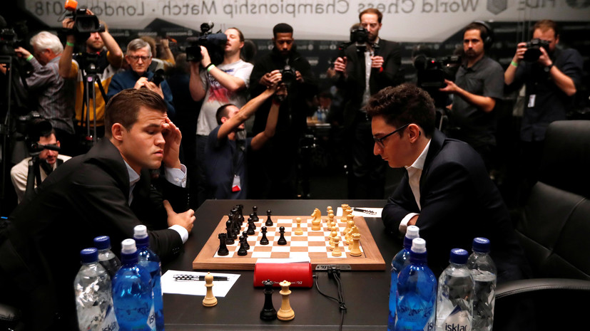 Карлсен и Каруана свели к ничьей вторую партию матча за звание чемпиона мира по шахматам