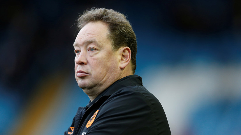 Слуцкий объяснил случайное оскорбление в адрес владельца «Витесса»