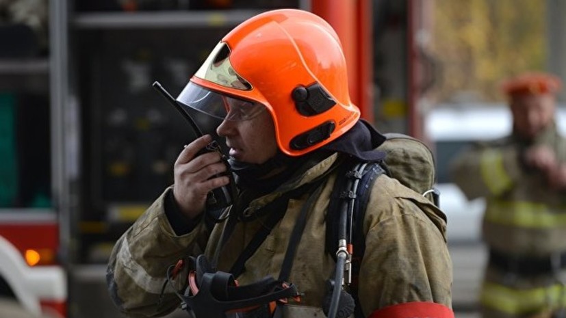 СМИ: В Рязани произошёл пожар на заводе по производству жидкости для розжига