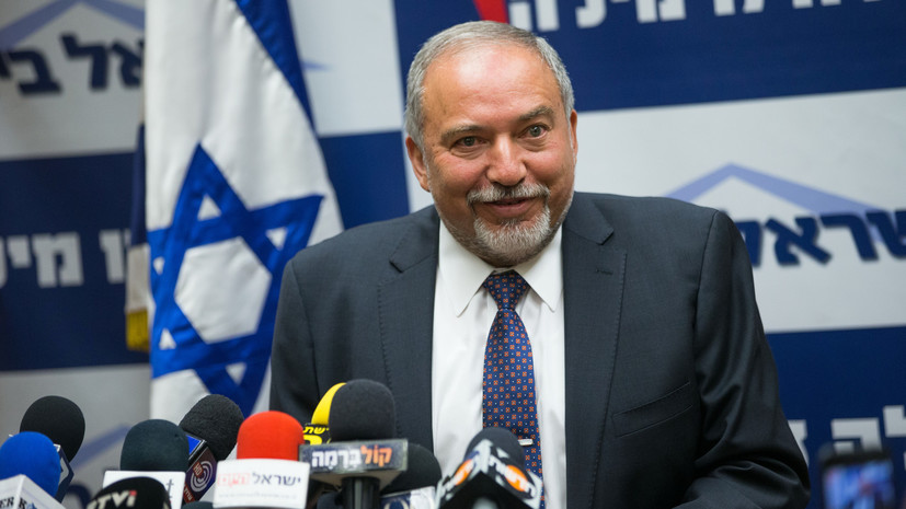 Эксперт прокомментировал отставку министра обороны Израиля