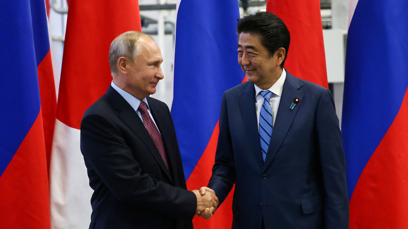 СМИ: Путин и Абэ договорились сотрудничать по вопросу денуклеаризации КНДР