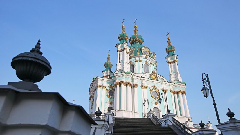 Полиция рассказала подробности нападения на Андреевскую церковь в Киеве