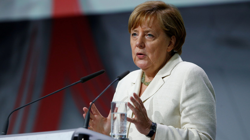 Политолог назвал громоотводом слова Меркель о миграционной политике ФРГ