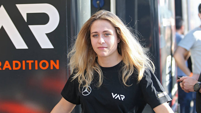 «Утром мне предстоит операция»: как 17-летняя гонщица «Формулы-3» получила серьёзную травму на Гран-при Макао