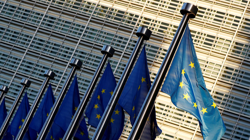 Еврокомиссия может начать санкционную процедуру против Италии из-за проекта бюджета 