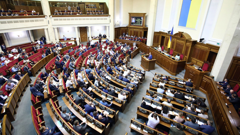 Экс-депутат Рады: парламент Украины поддержит введение военного положения