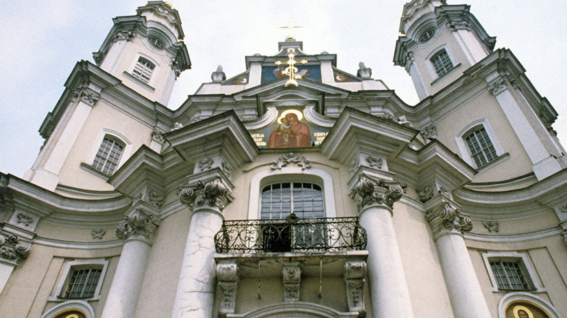 Митрополит Молдавии прокомментировал отмену передачи Почаевской лавры УПЦ МП