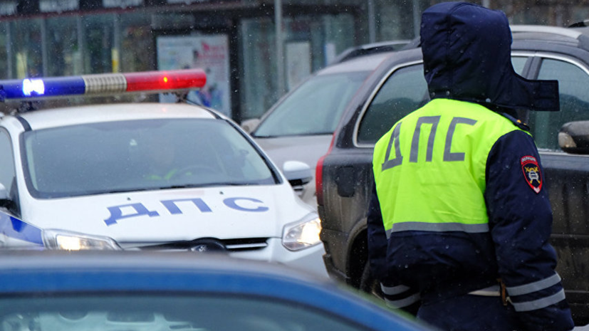 В ГИБДД Москвы призвали водителей проявить внимательность из-за снегопада