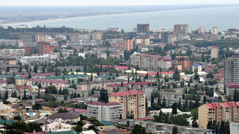 В Махачкале три человека пострадали при взрыве газа в многоэтажке