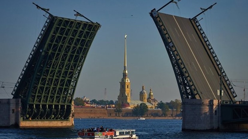 В Петербурге завершился сезон разведения мостов
