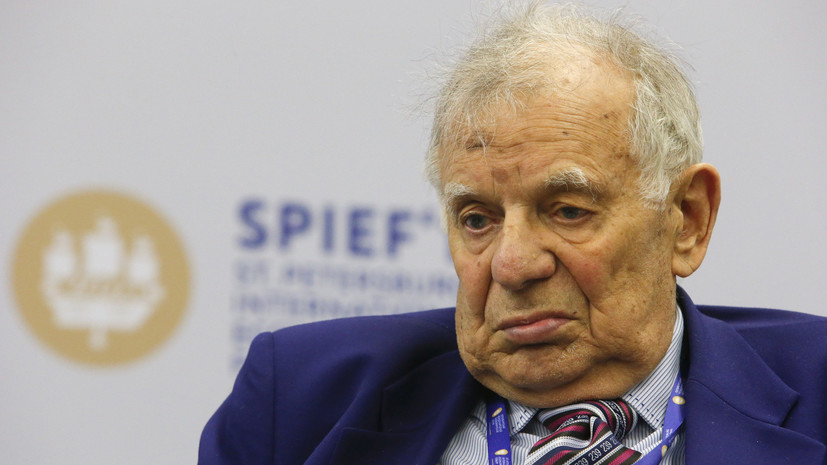 Жореса Алфёрова госпитализировали