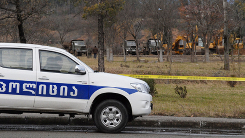 Суд Тбилиси арестовал шестерых украинцев за незаконное хранение оружия