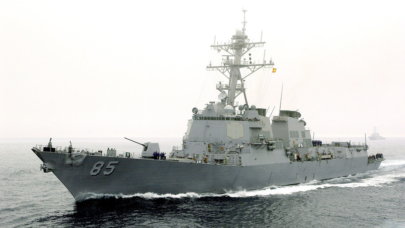 «Попытка спровоцировать»: американский эсминец прошёл в районе российской базы в Японском море