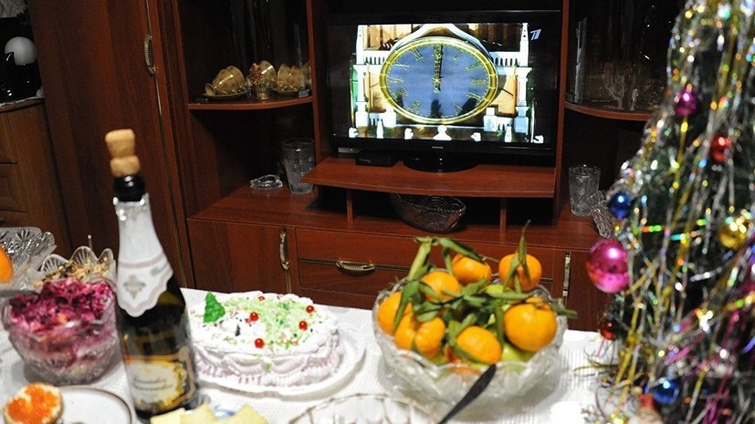 Эксперт рассказал, во сколько российской семье может обойтись празднование Нового года 