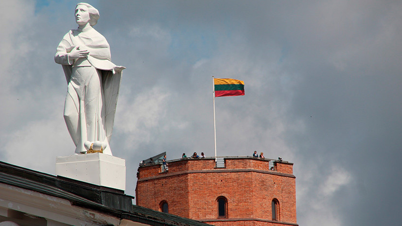 «Повторяет траекторию инициатив США»: Литва ввела санкции против России