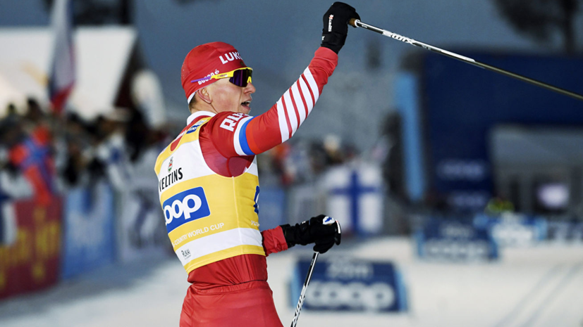 Российские лыжники завоевали серебро в эстафете на этапе КМ в Норвегии