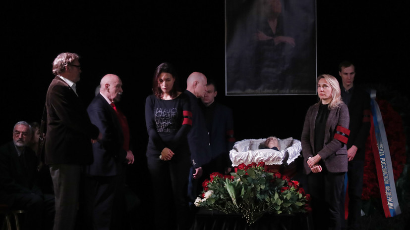 В Москве началась церемония прощания с правозащитницей Алексеевой