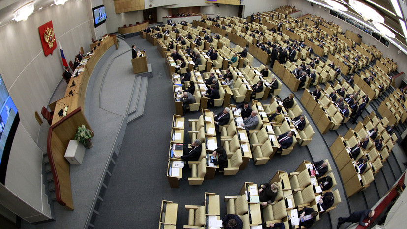 Госдума приняла закон о повышении МРОТ с 2019 года