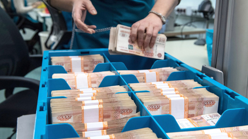 Сумма выданных заёмщикам Удмуртии кредитов выросла на 33% с начала года