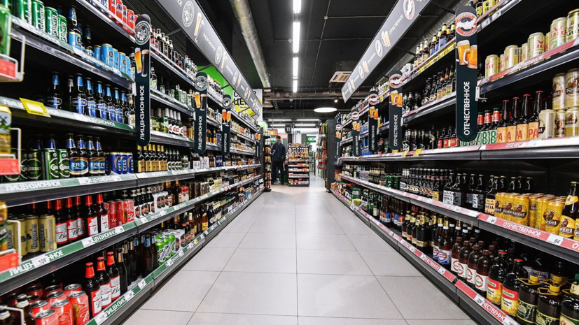 Онищенко прокомментировал инициативу Минздрава о повышении возраста продажи алкоголя