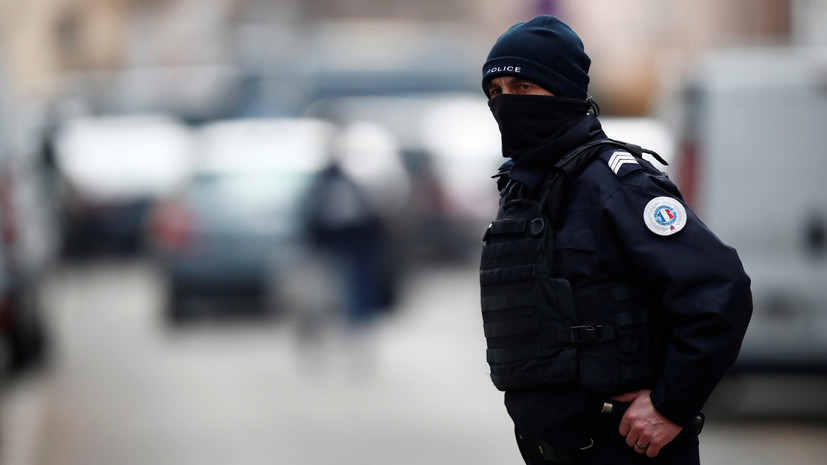 В столичном регионе Франции задержали более 30 человек перед акциями протестов