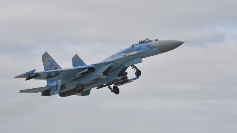 Эксперт прокомментировал крушение истребителя Су-27 на Украине
