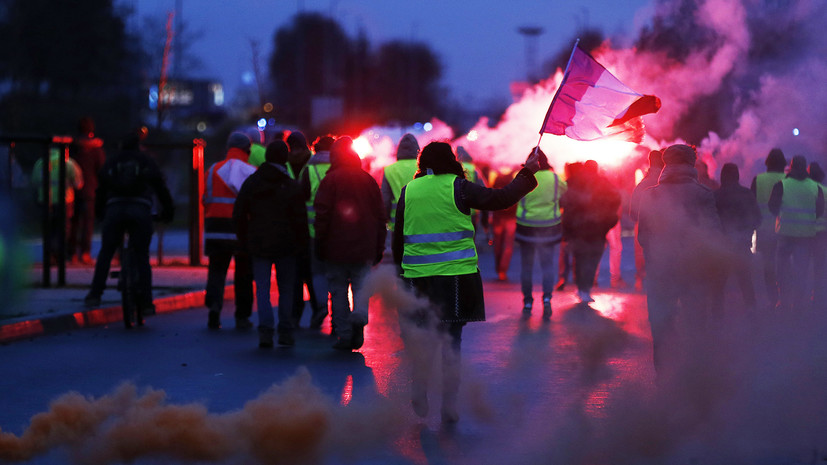 «Решимость остаётся на высоком уровне»: во Франции «жёлтые жилеты» в пятый раз массово вышли на улицы