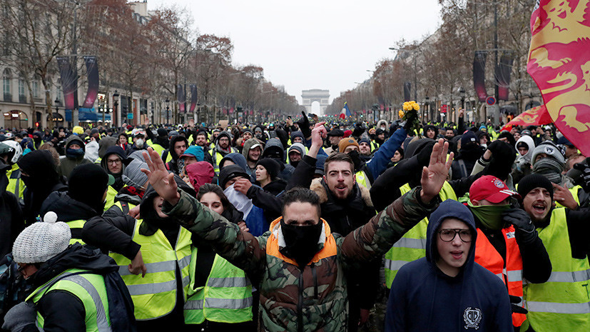 «Придумывают фейки на весь мир»: в МИД призвали дать оценку поискам BBC «российского следа» в ходе протестов во Франции