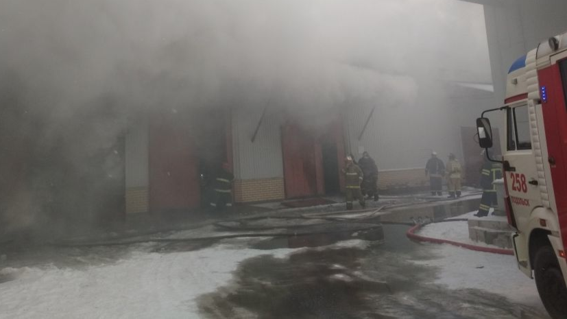 Открытое горение на территории завода «Зингер» в Подольске ликвидировано