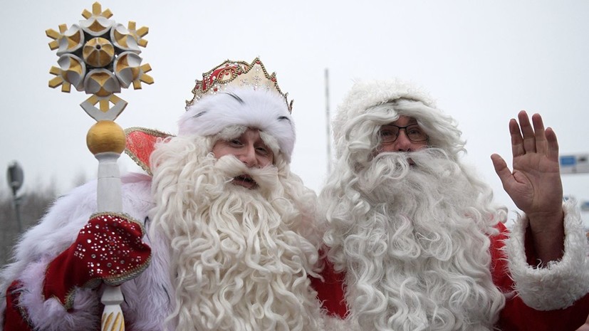 Дед Мороз и Йоулупукки обменялись подарками на границе России и Финляндии