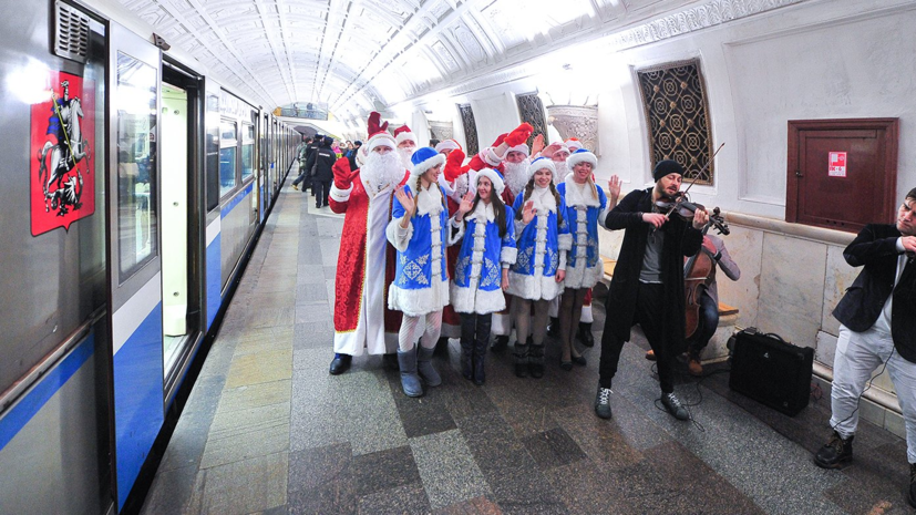 В Москве рассказали о работе метро, МЦК и наземного транспорта в Новый год и Рождество
