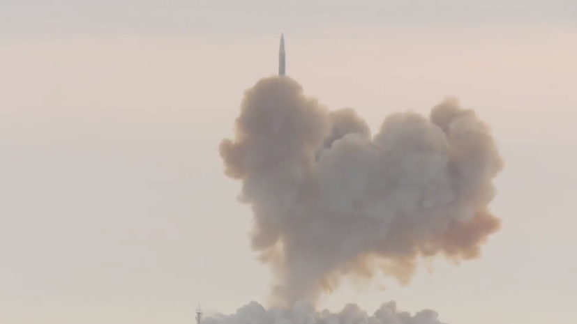 Опубликовано новое видео пуска ракеты комплекса «Авангард»