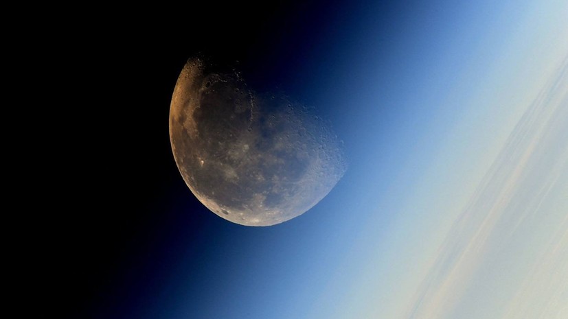 Эксперт прокомментировал звездопад и «кровавую» Луну, которые будут видны в небе над Москвой