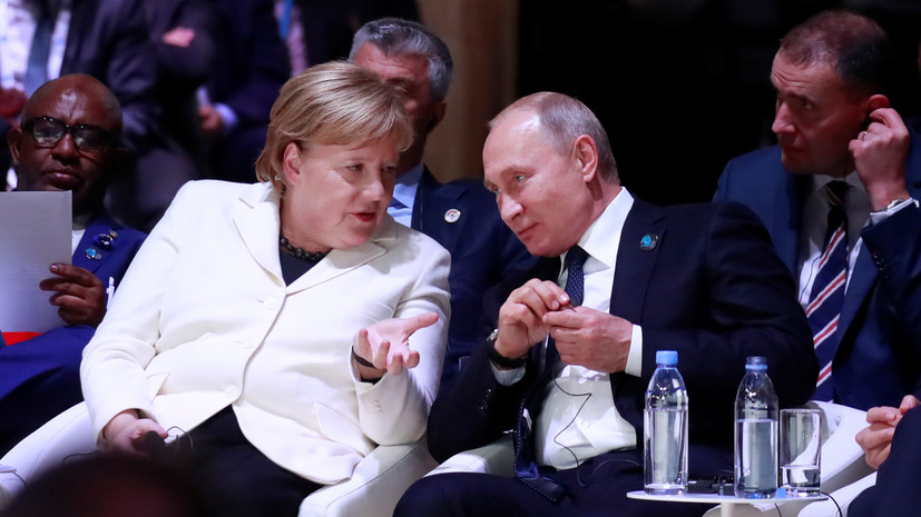 В Кремле рассказали о разговоре Путина и Меркель по поводу украинских моряков