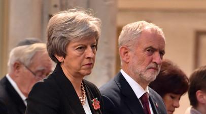 Премьер-министр Великобритании Тереза Мэй и лидер Лейбористской партии Джереми Корбин, ноябрь 2018-го