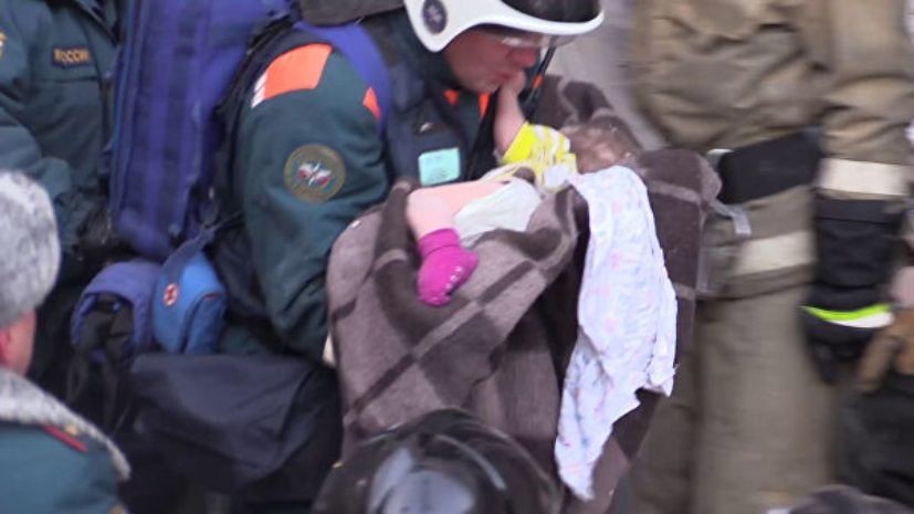 Отец найденного под завалами в Магнитогорске ребёнка назвал его спасение чудом