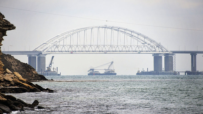 В Киеве предлагают пройти в Азовское море с «фиксацией из космоса»
