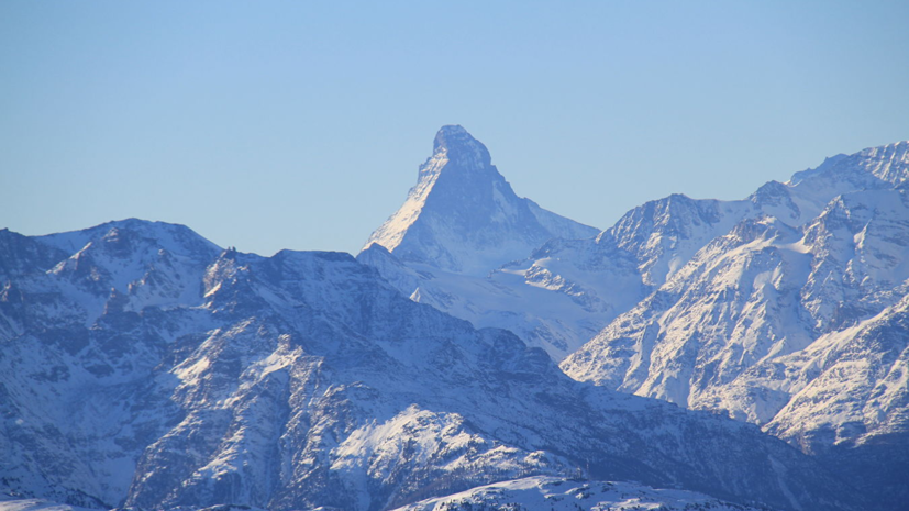 Три человека пострадали в результате схода лавины в Швейцарских Альпах