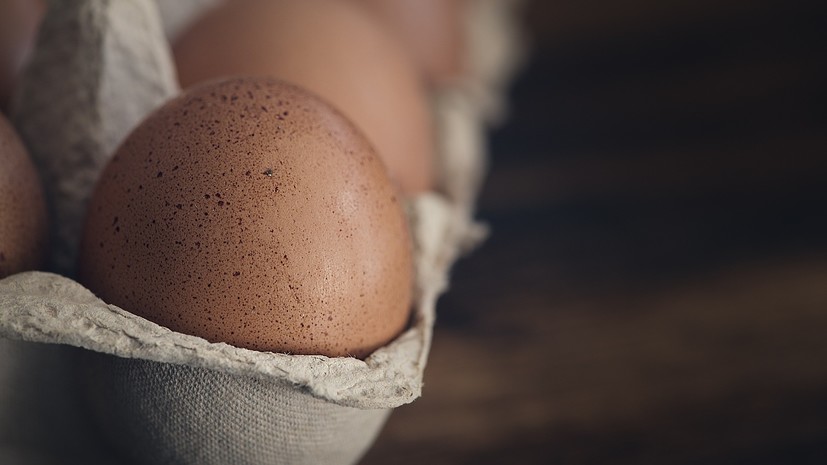 На птицефабрике объяснили появление в России упаковок с девятью яйцами