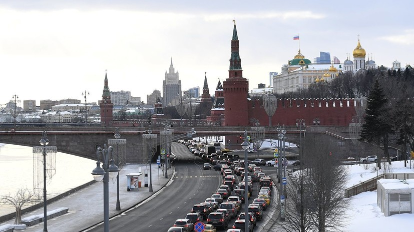 Синоптики предупредили о ветре до 15 м/с в Москве 15 января