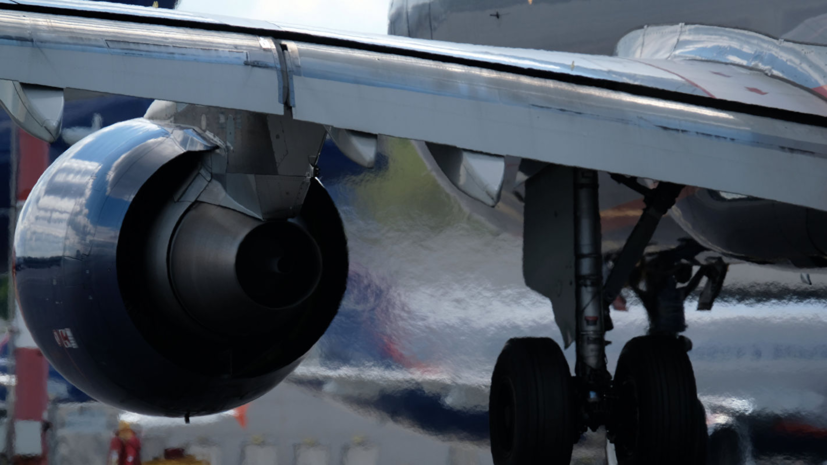 Следователи начали проверку инцидента с самолётом в тюменском аэропорту