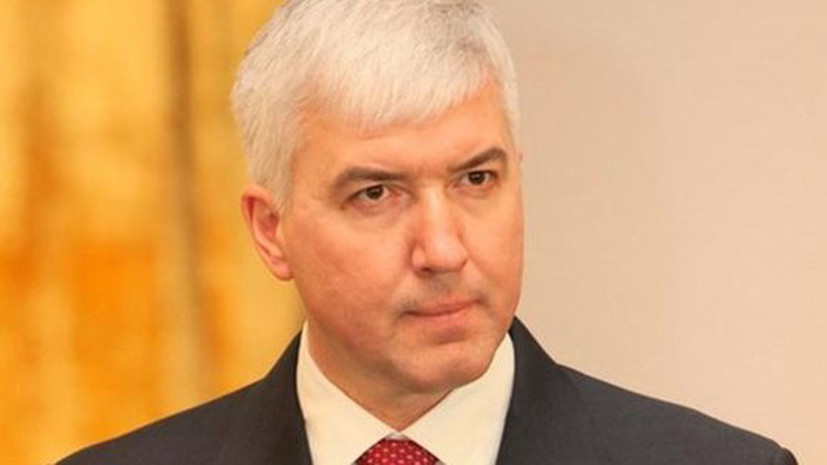 Экс-министра обороны Украины заподозрили в госизмене «в пользу России»
