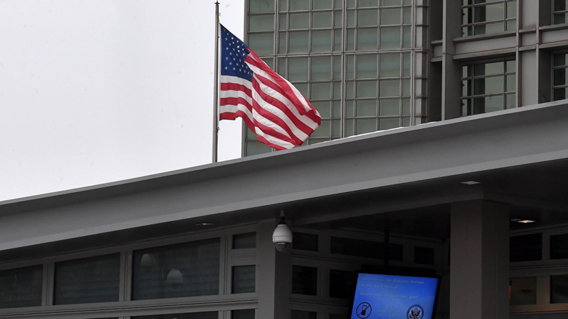 Посольство США прокомментировало доступ к Уилану в СИЗО