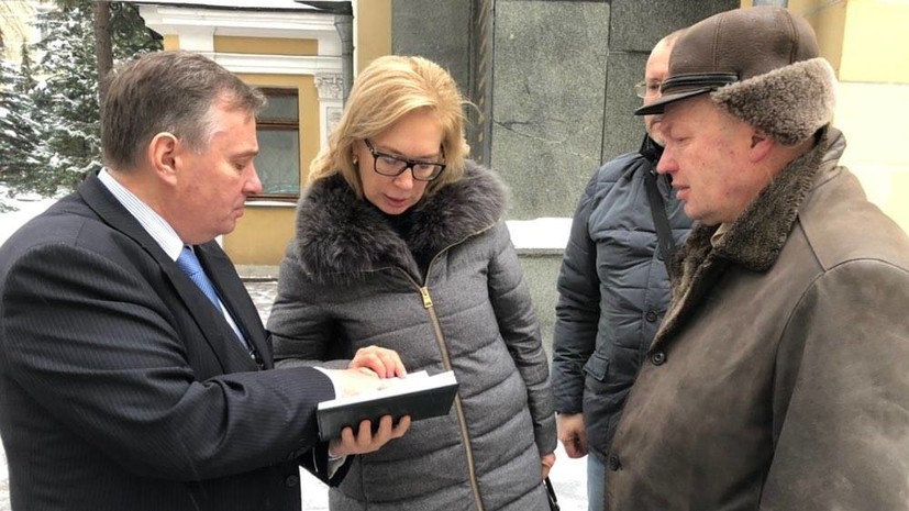 Украинский омбудсмен прибыла в Лефортовский суд Москвы