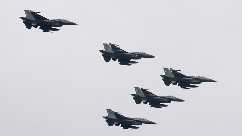 Парламент Болгарии одобрил начало переговоров с США о покупке F-16