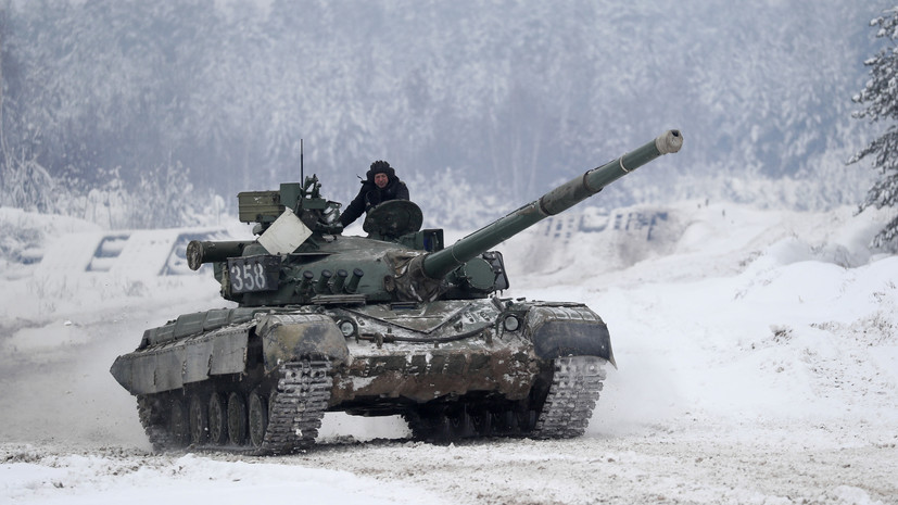 Лукашенко заявил, что танки на Украине заправляют российским топливом