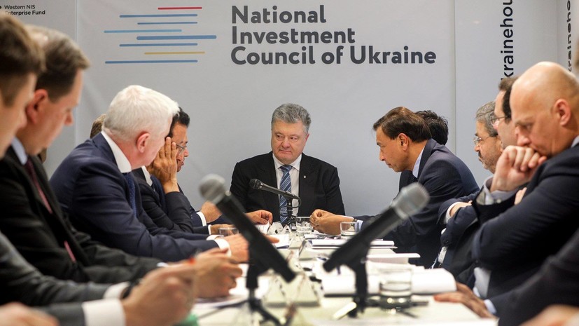 Порошенко назвал сроки создания антикоррупционного суда на Украине
